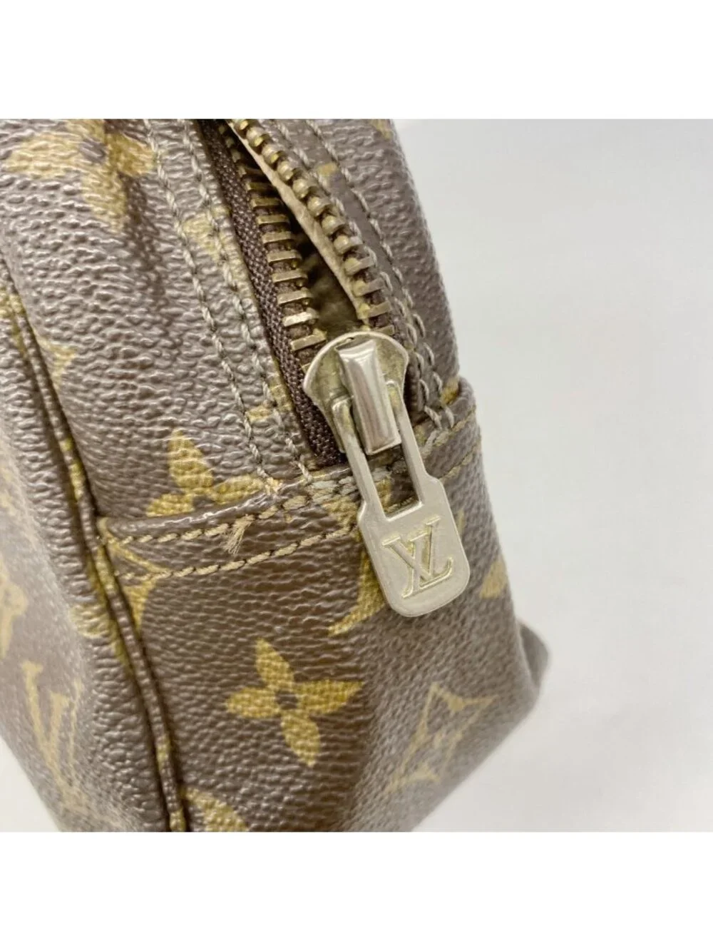 Louis Vuitton Pouch Monogram Trousse Toilet 28 Brown